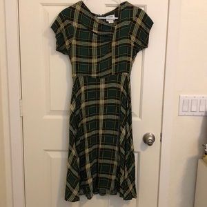 Unique Vintage 1960s style midi dress